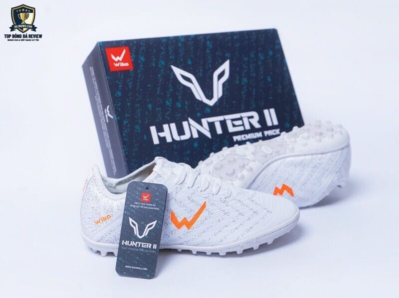Top giày đá bóng sân cỏ nhân tạo dưới 500k - Ngon bổ rẻ cho sinh viên 2 Dòng Hunter II với bộ đế TF cải tiến (~420.000đ)