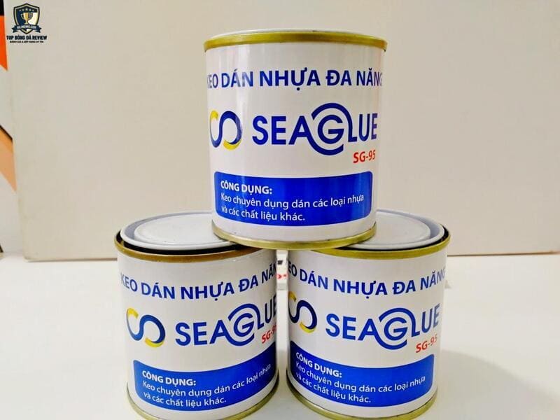 Top 10 keo dán giày tốt nhất 2026 bền bỉ và không gây ố vàng 3 Keo Seaglue SG-95 là phương án tối ưu cho giày bóng đá