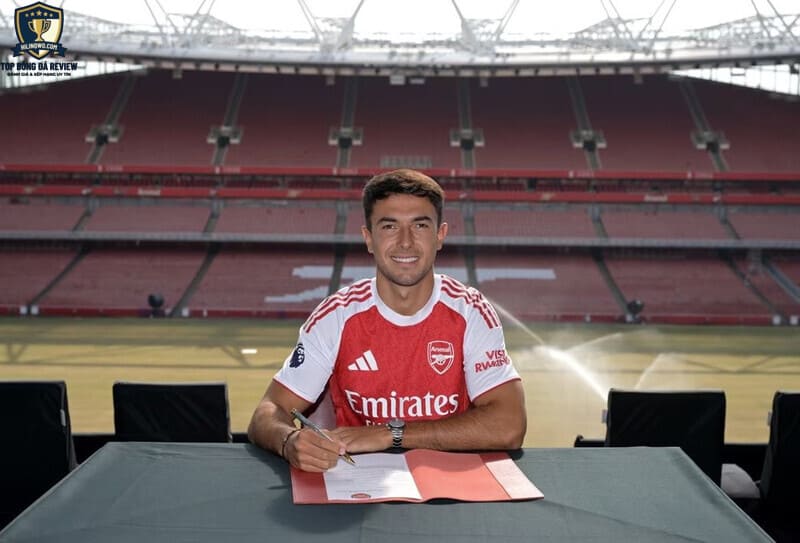 Các cầu thủ Arsenal từ xưa đến này và dàn sao đương đại 2026 2 Martín Zubimendi nhanh chóng trở thành nhân tố chủ chốt