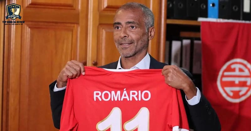 Romário từng tuyên bố vượt mốc 1.002 bàn theo cách tính riêng